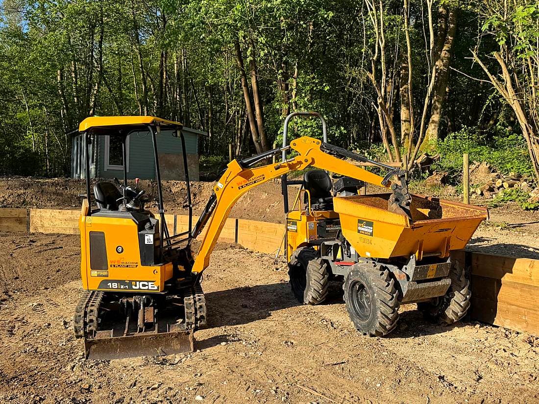 WS Machine excavator and dumper working on site